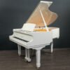 Pianoforte a Coda Sonnova Coloratura 5'2'' Bianco – Eleganza Visiva e Suono Autentico